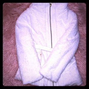 Faux fur children’s coat with belt.